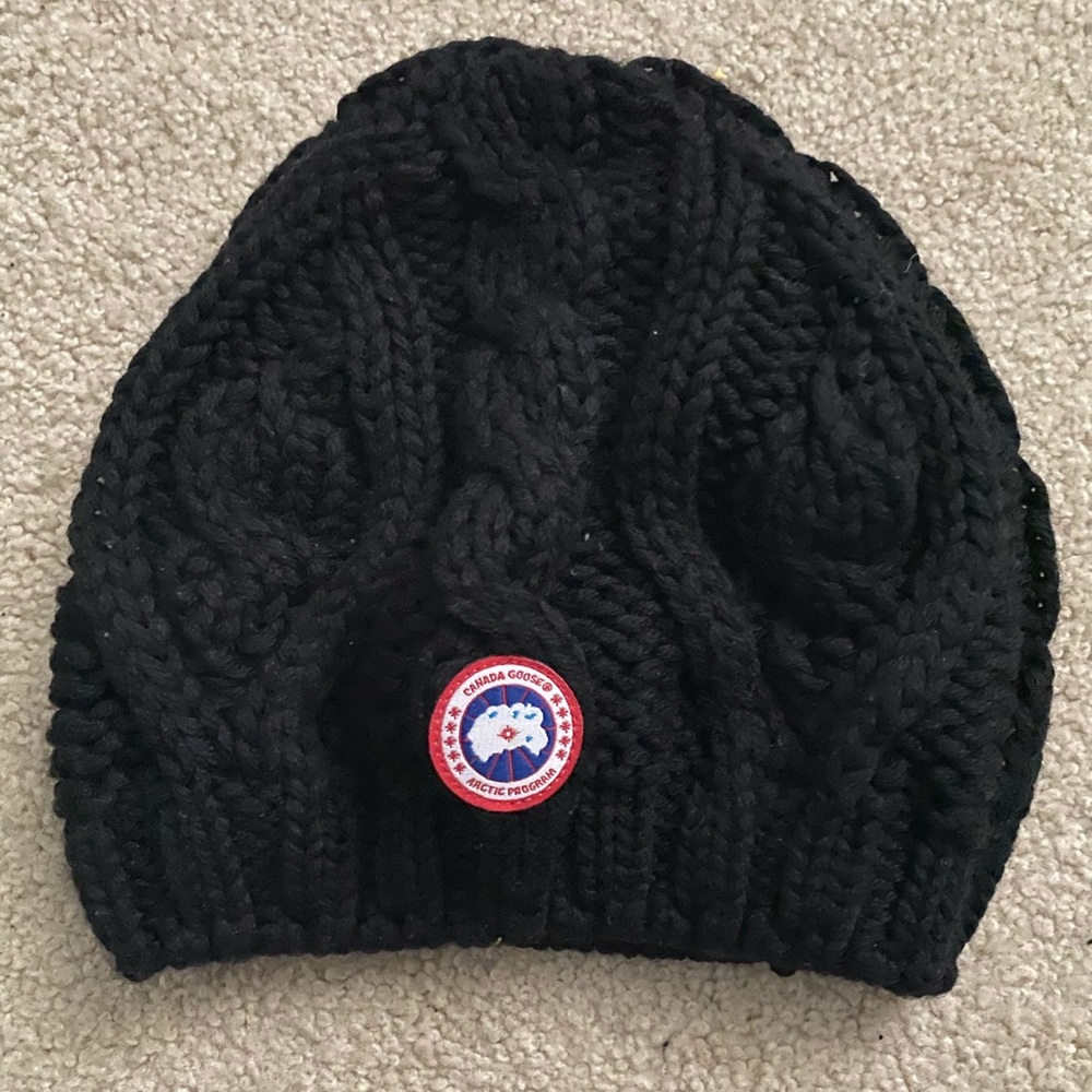 Canada Goose Knit Beanie